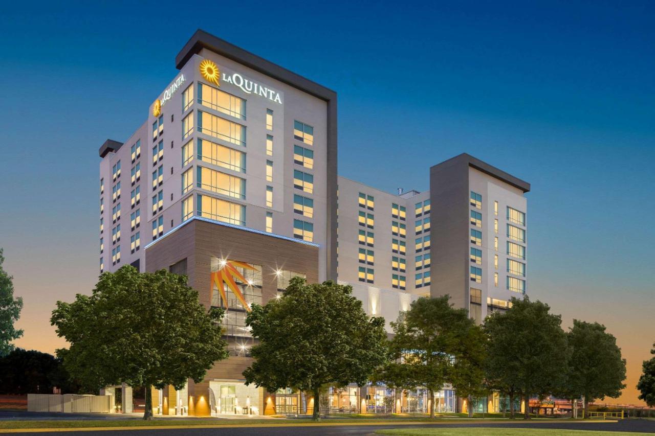 La Quinta Inn & Suites By Wyndham Nashville Downtown Stadium Kültér fotó